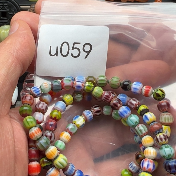 S***n和田玉未镶嵌珠宝半成品