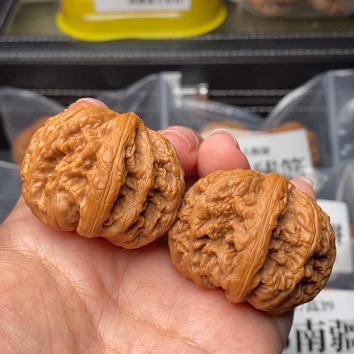 文玩核桃把件38粗筋