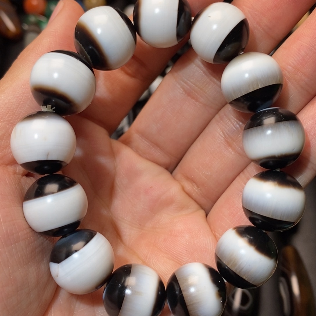 玛瑙/玉髓颈饰合金