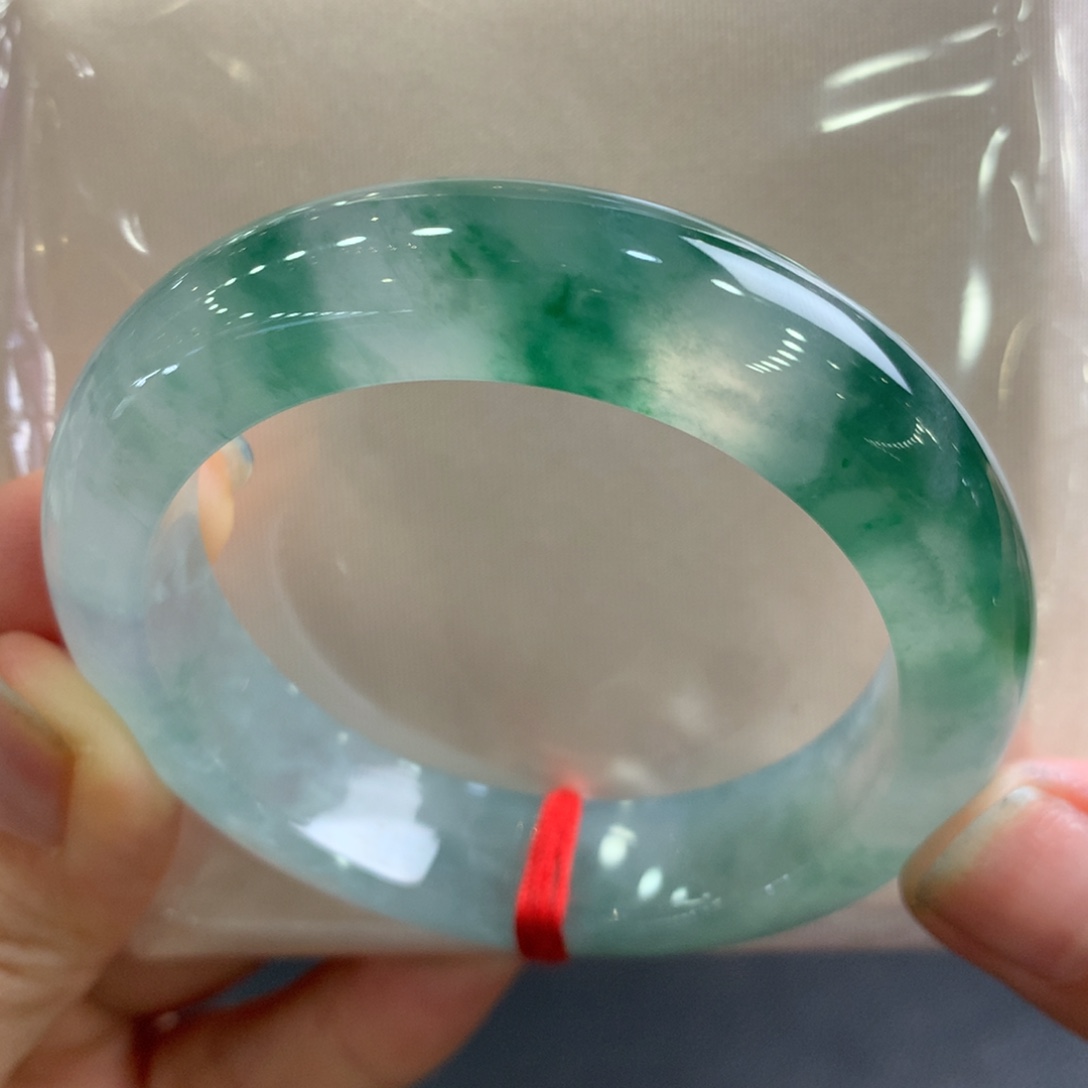 翡翠未镶嵌手镯50正圈