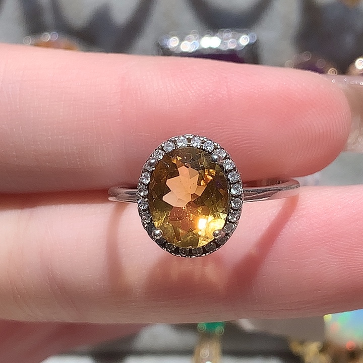 银S925镶嵌黄晶戒指