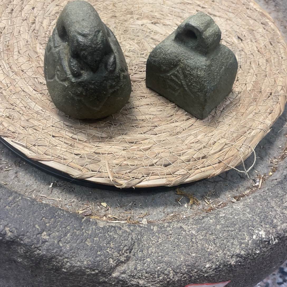 倦***爷老挝石青石石权摆件很漂亮