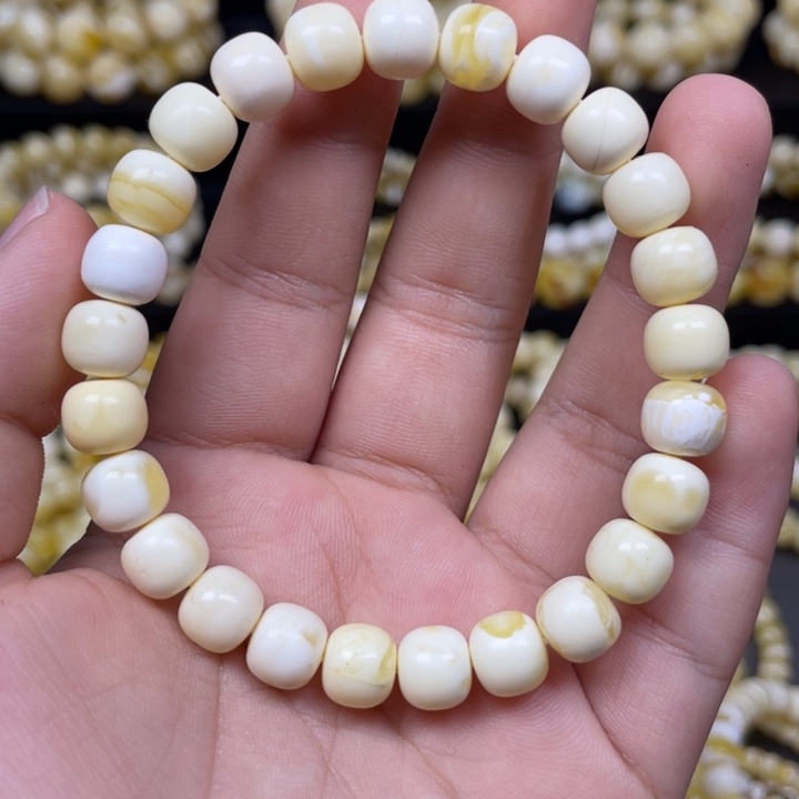 蜜蜡未镶嵌珠宝奇石8.5m