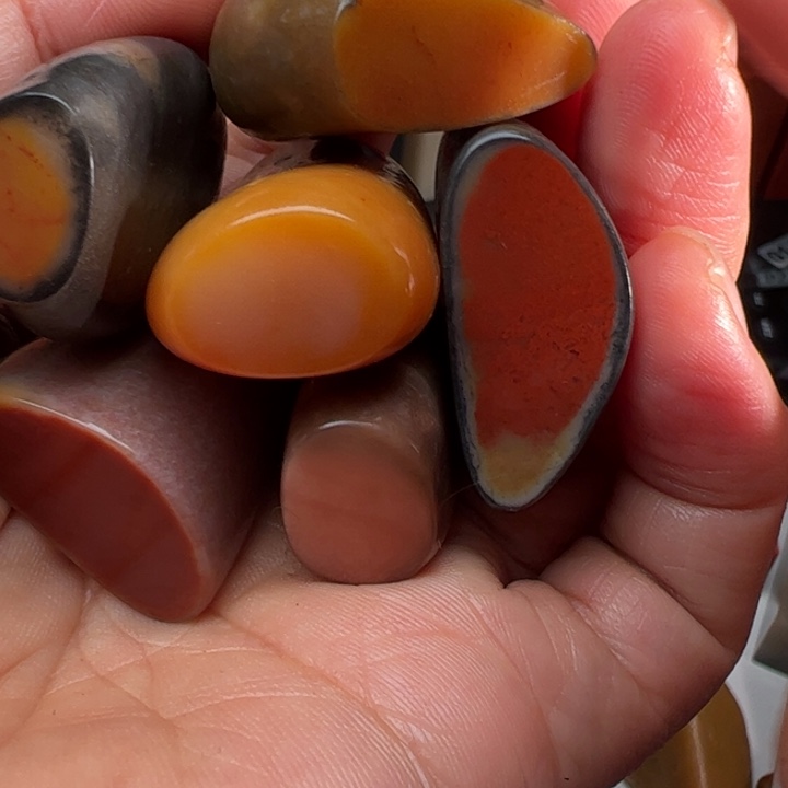 鉛***️老挝石我们的确是一