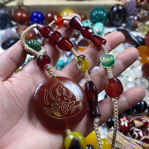 玛瑙/玉髓未镶嵌挂件