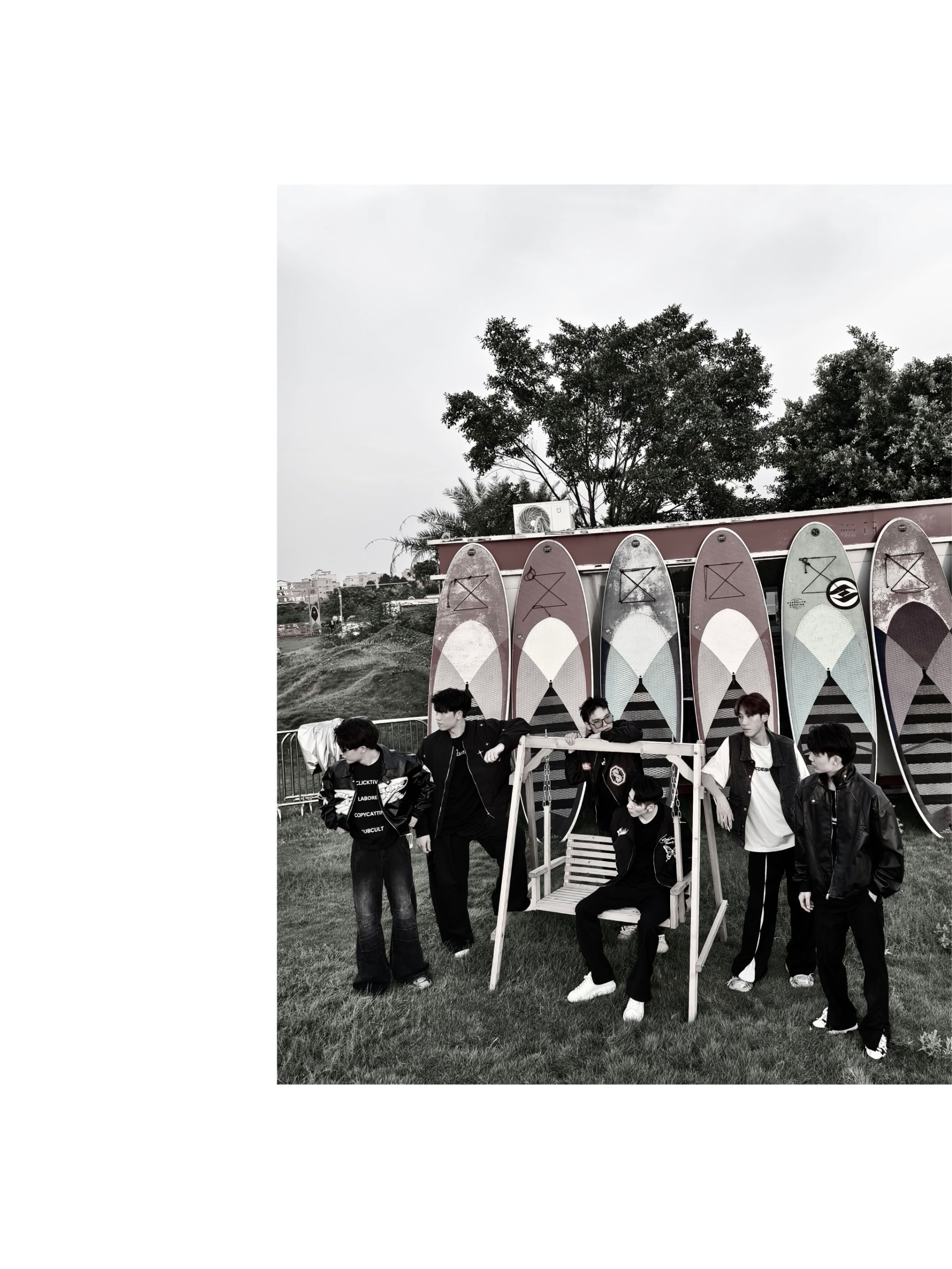 91007 春夏上新买手做旧破洞牛仔裤  CK