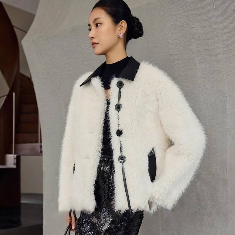 【缇系列】名媛米白色毛毛绒外套99688P0008