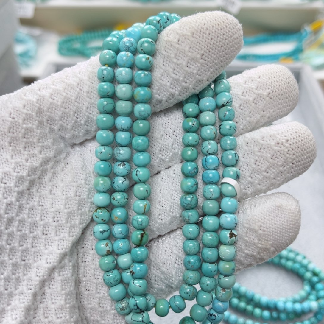 绿松石绿松石未镶嵌