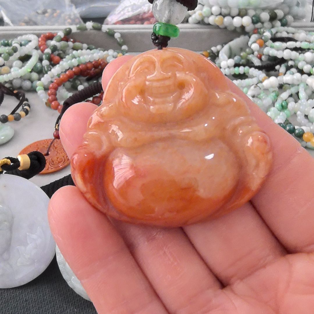 翡翠颈饰未镶嵌吊坠