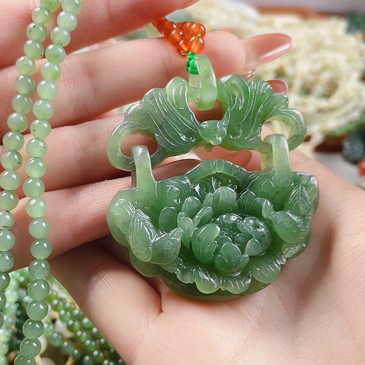 未镶嵌和田玉挂件