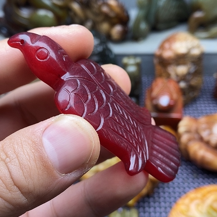 未镶嵌蛇纹石玉颈饰