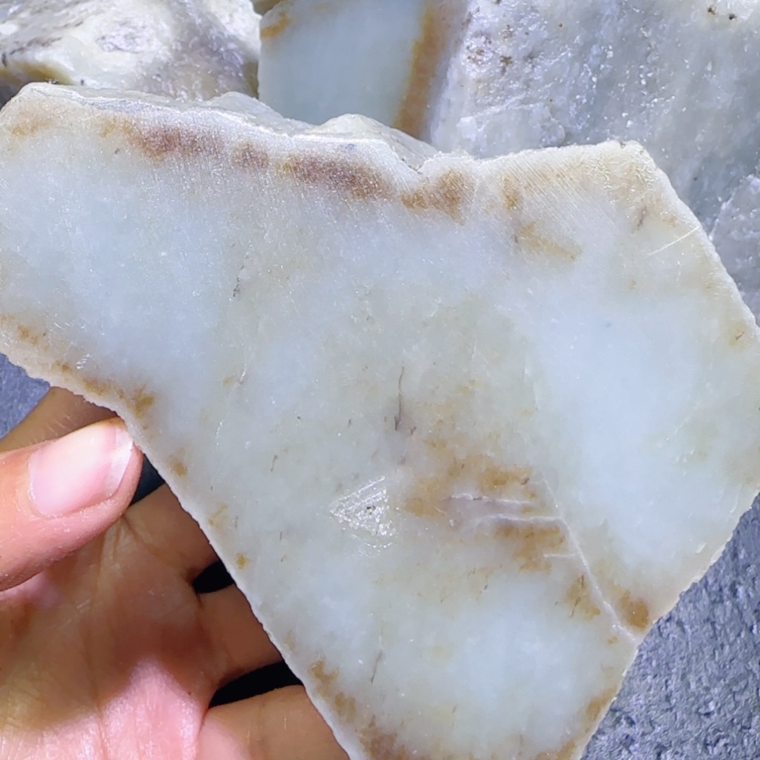 和田玉未镶嵌珠宝半成品