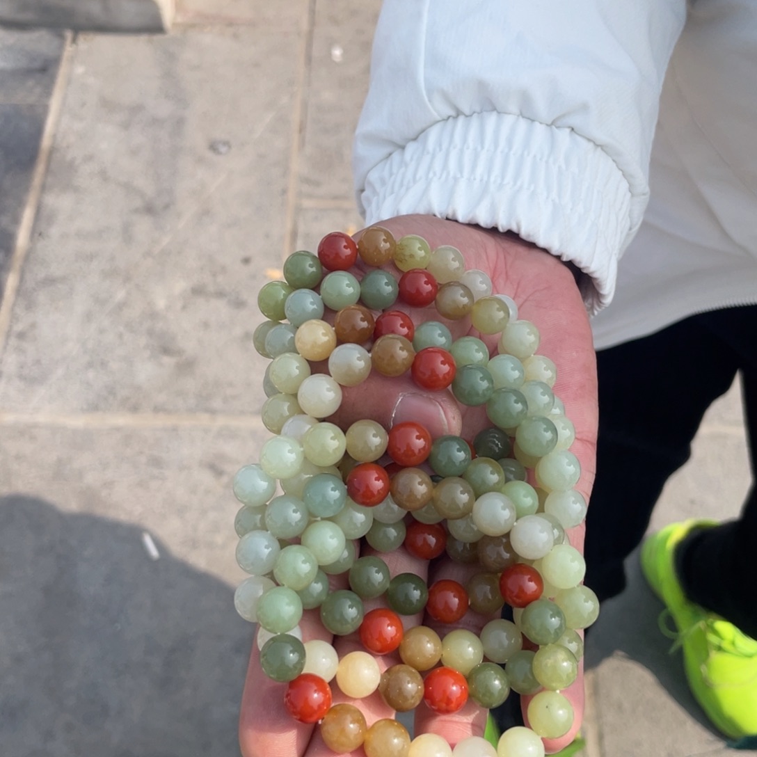 和田玉颈饰未镶嵌多样性发货，发其一