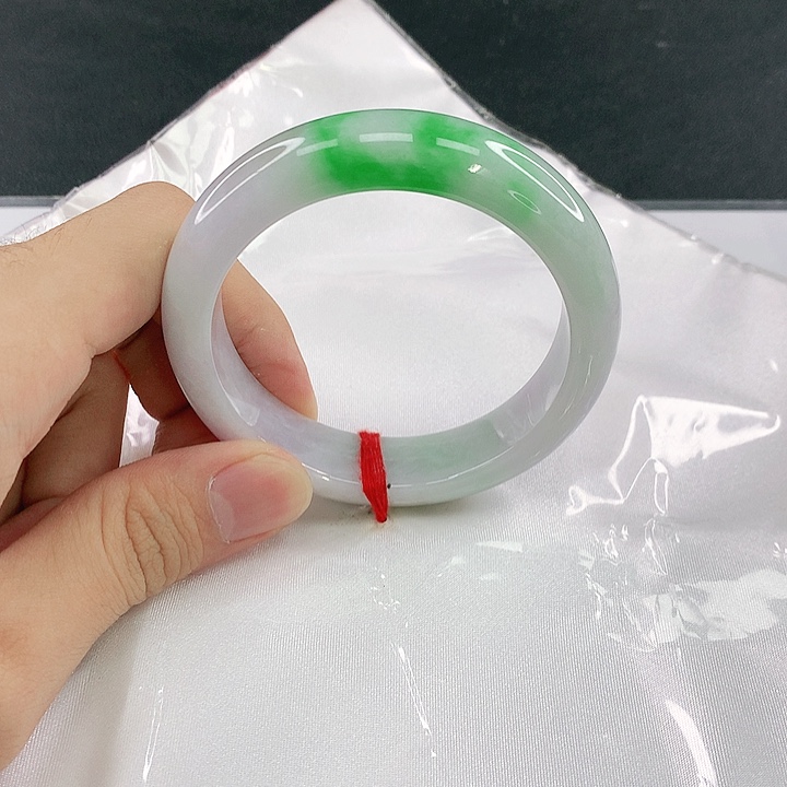 翡翠未镶嵌手镯圈56.6。0A036