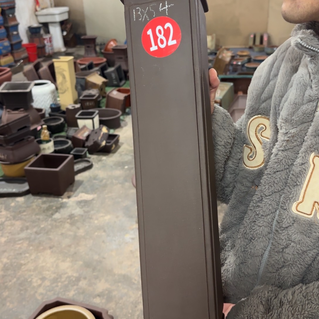 紫砂花盆呜呜呜呜