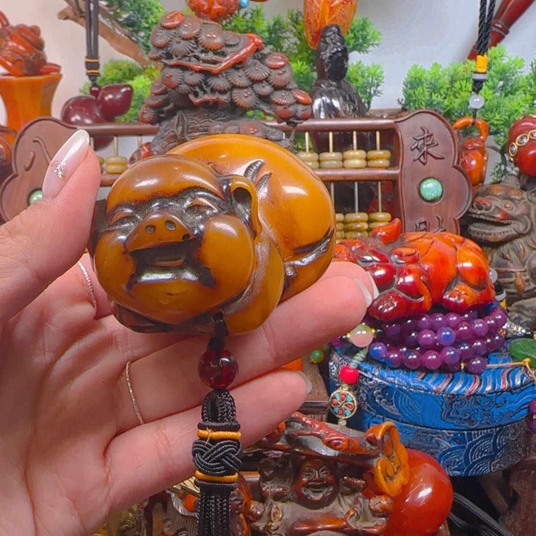 琥珀裸石未镶嵌手把