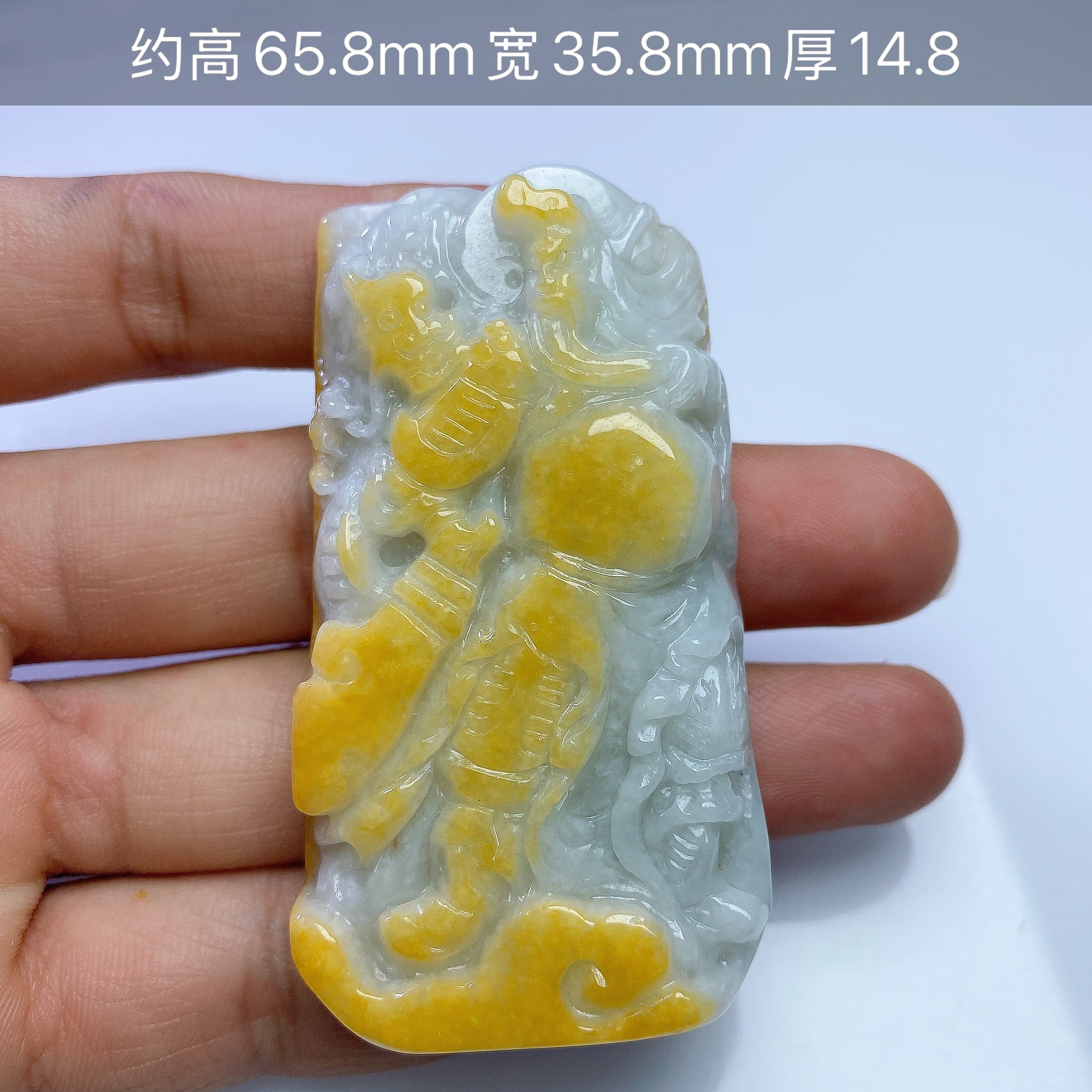 翡翠双彩关公吊坠一件基地质检带证发货