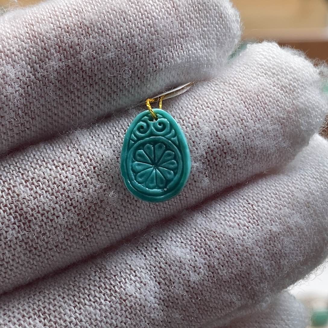 绿松石未镶嵌珠宝奇石