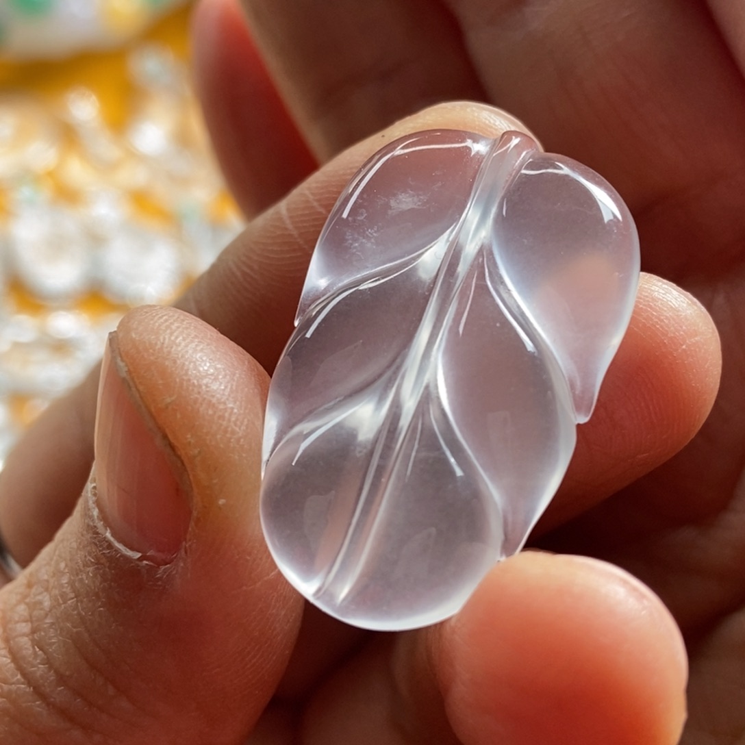 石英质玉颈饰未镶嵌