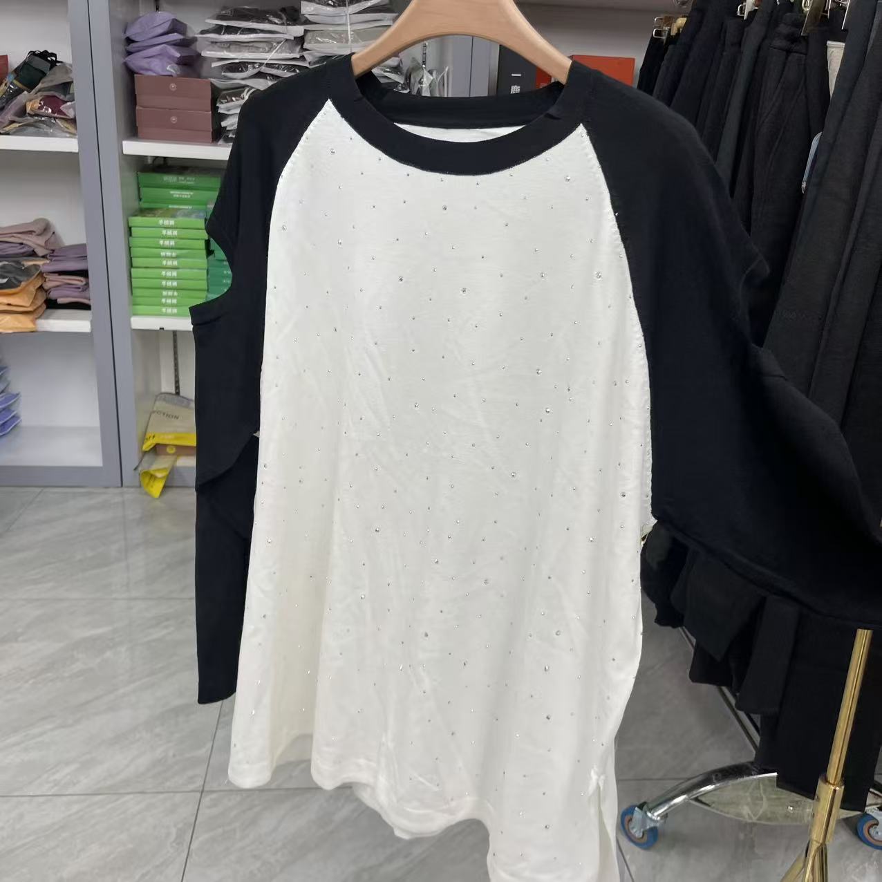 【孤品】舒适韩系精致女士拼接打底衫0874