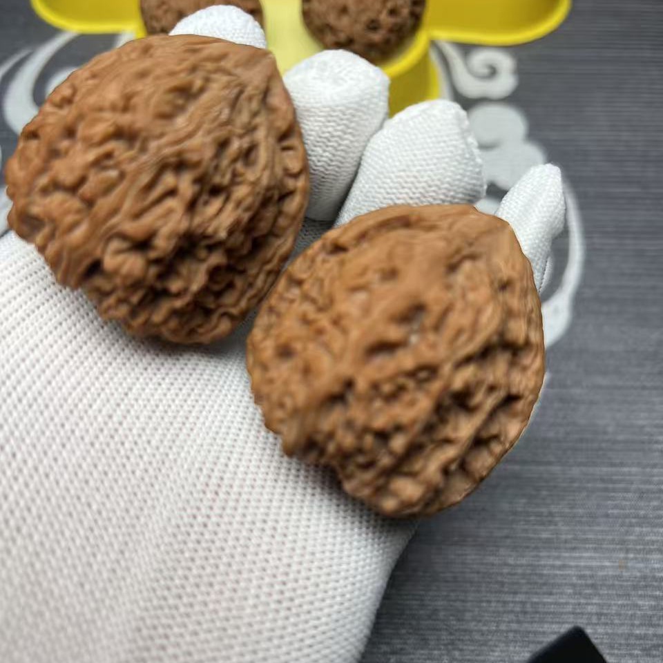 老树三角南疆手把件，头货新品，全品无修！