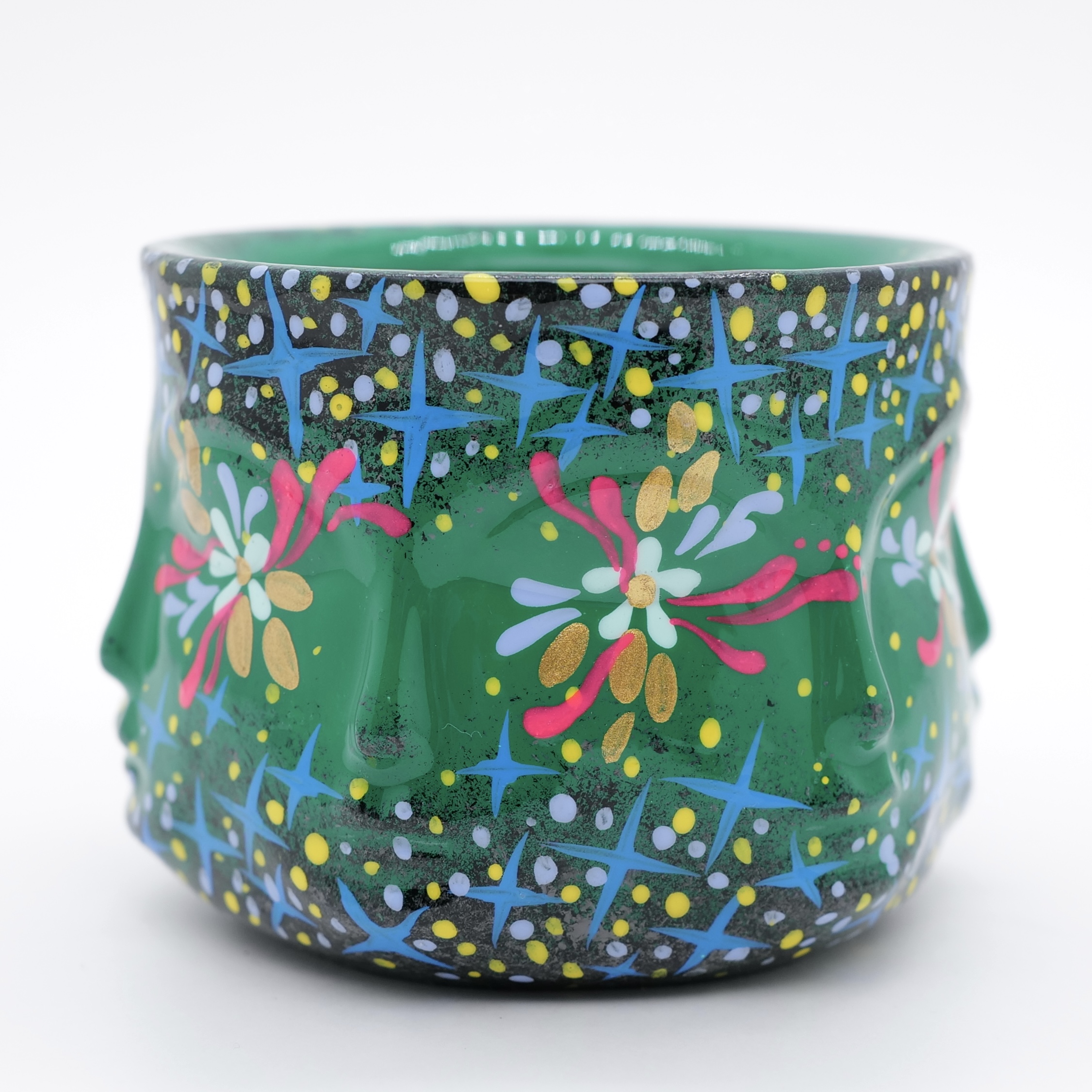 PM 王甜心工作室《面孔》石膏作品，仅一件（非王甜心本人绘画）