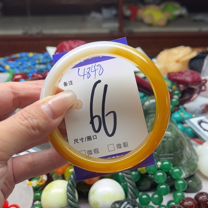 石英质玉手镯未镶嵌