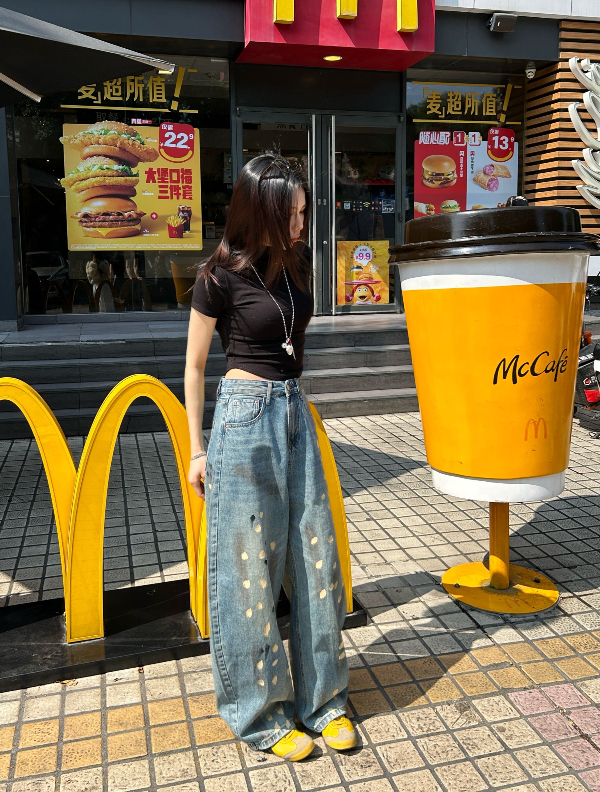 恩恩自制【独行潮人】2025春款泼墨牛仔裤潮牌复古水洗做旧弯刀裤