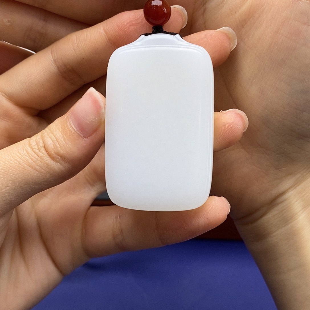 和田玉未镶嵌颈饰无**浆