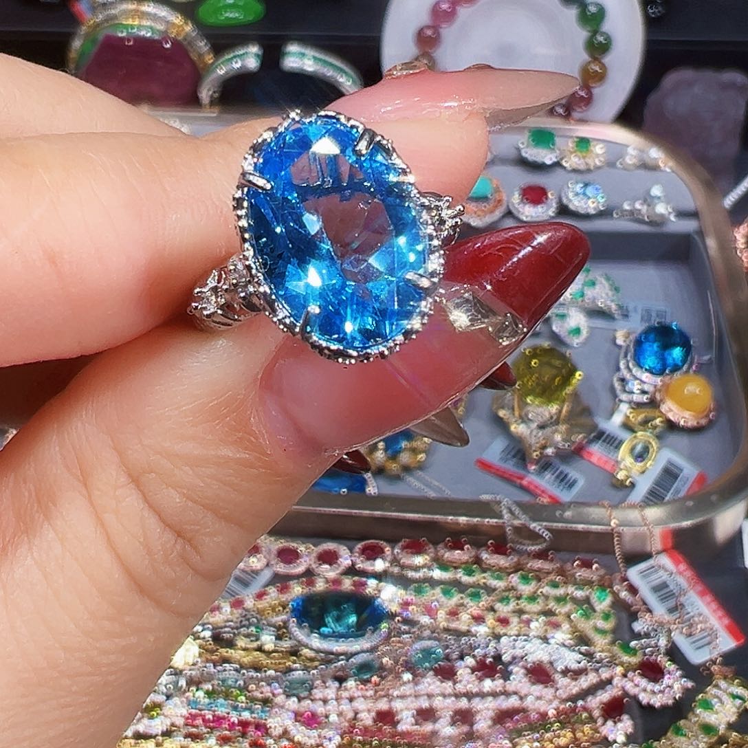 银S925镶嵌托帕石珠宝奇石