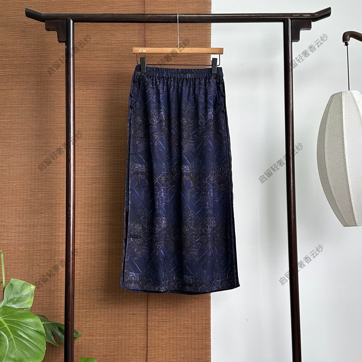 【253890】紫雾几何  新中式45姆米  松紧腰直筒裙 半身裙