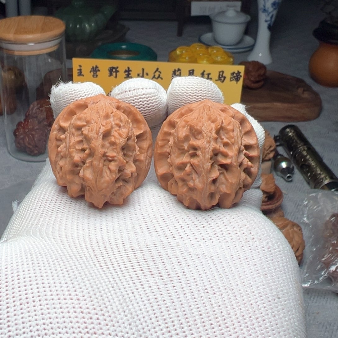 文玩核桃吊坠蓟县红马蹄652