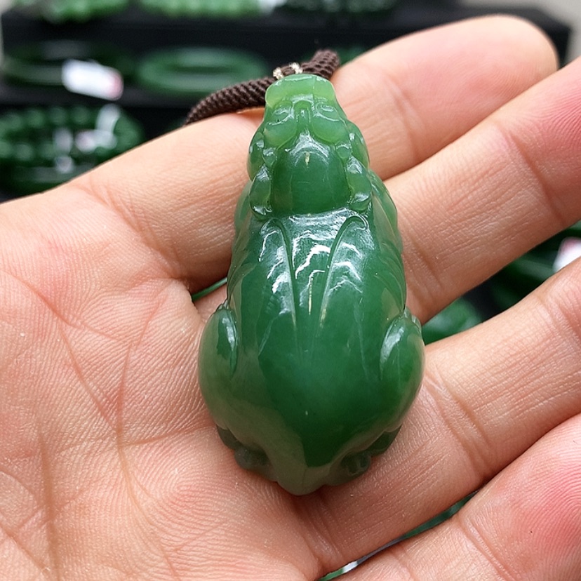 【闪购商品】和田玉（碧玉）颈饰未镶嵌