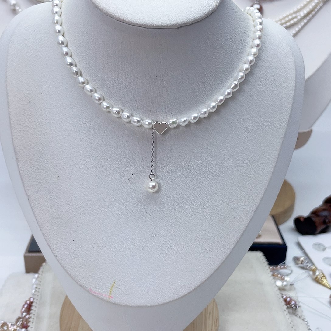 颈饰银S925镶嵌淡水珍珠