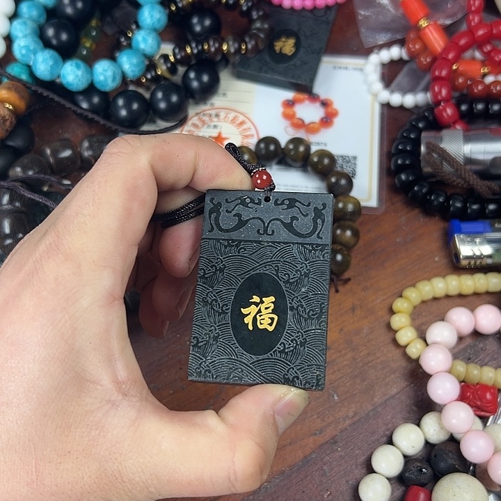 和田玉（糖玉）颈饰未镶嵌