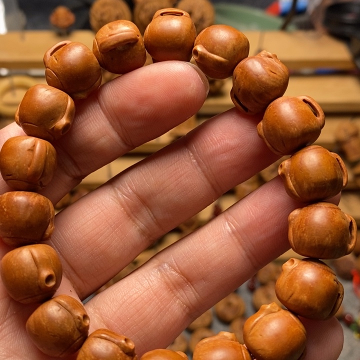 桃核雕刻把把壶手串