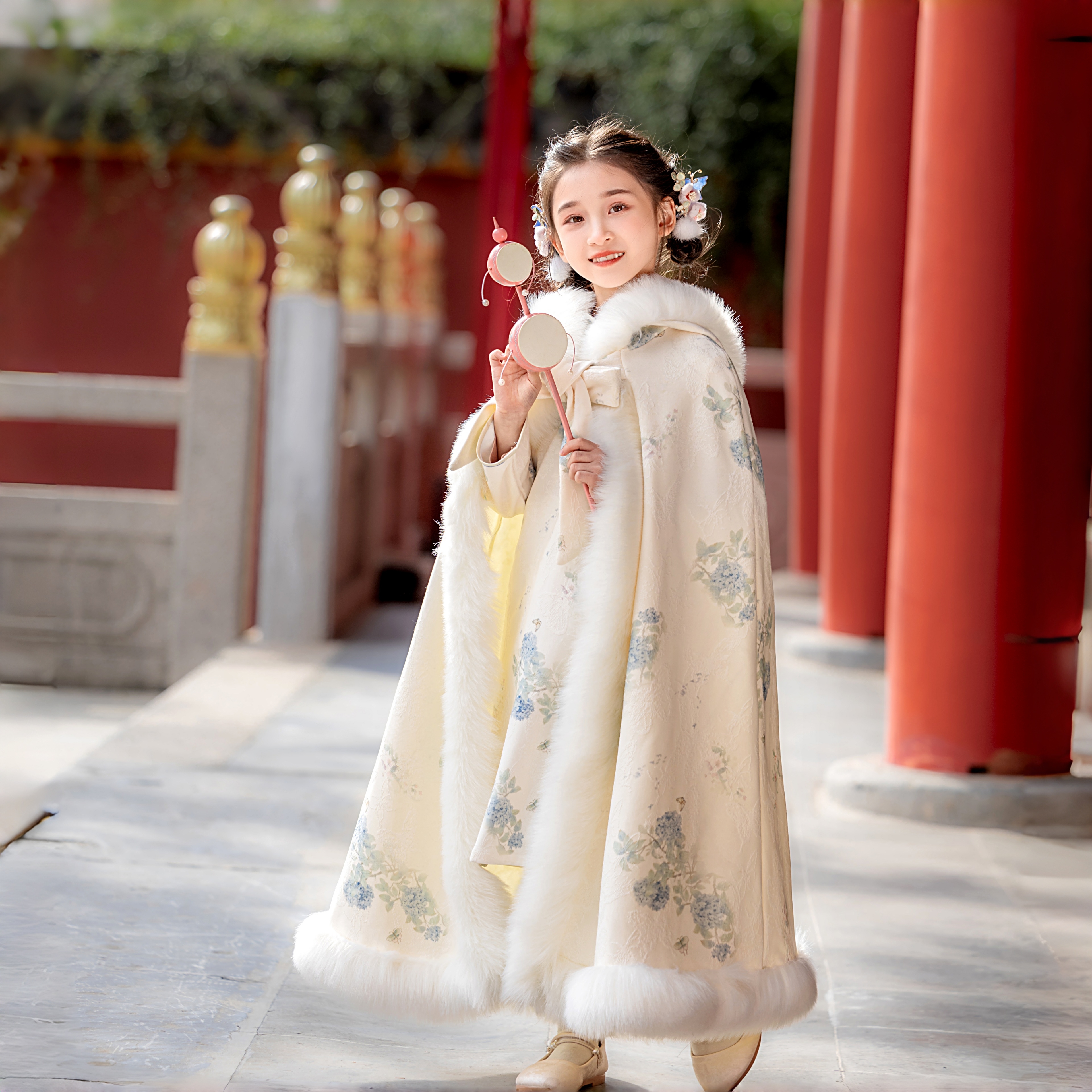 儿童披风斗篷新中式毛披肩长款加厚连帽挡风保暖女童加绒冬季古装