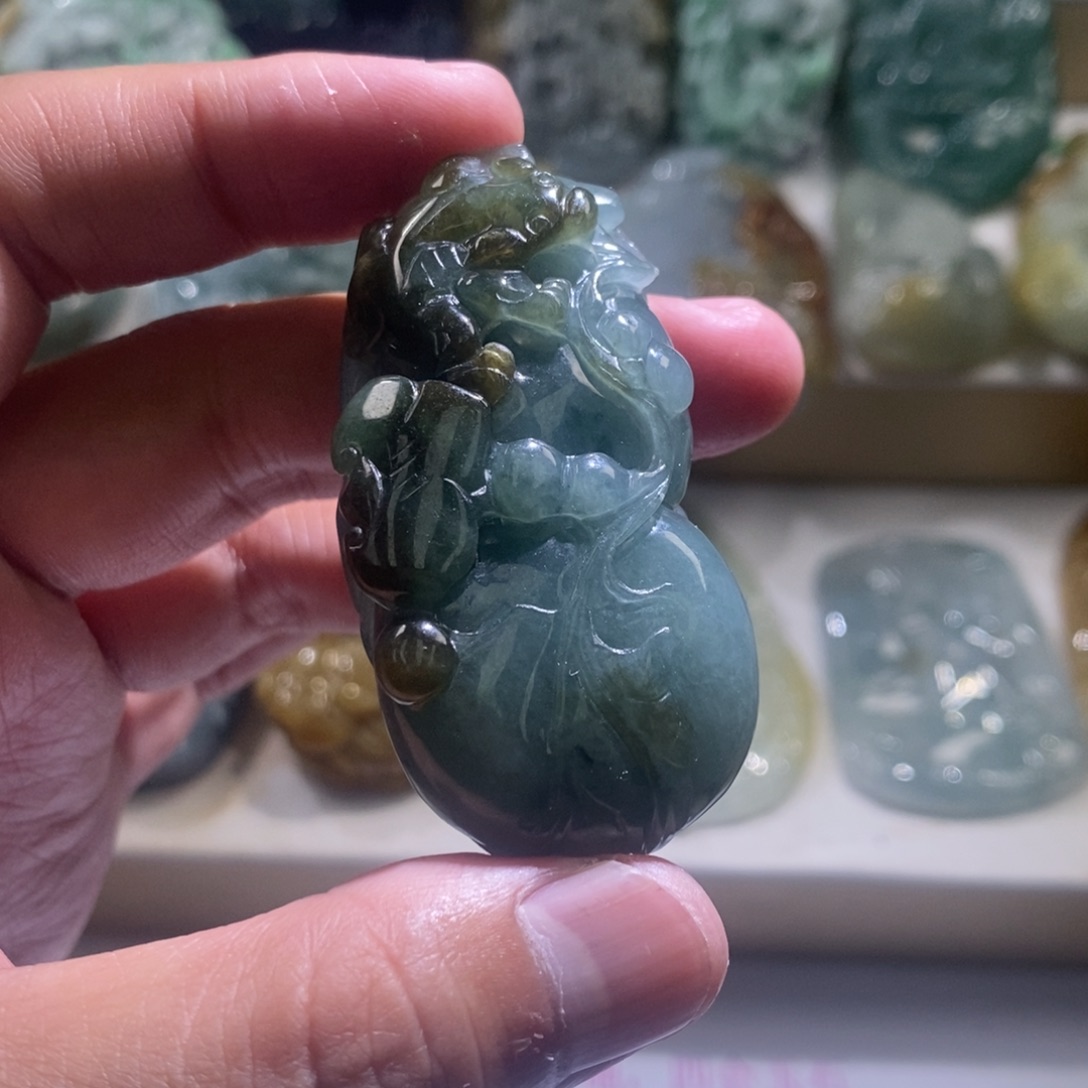 【闪购商品】翡翠颈饰未镶嵌葫芦