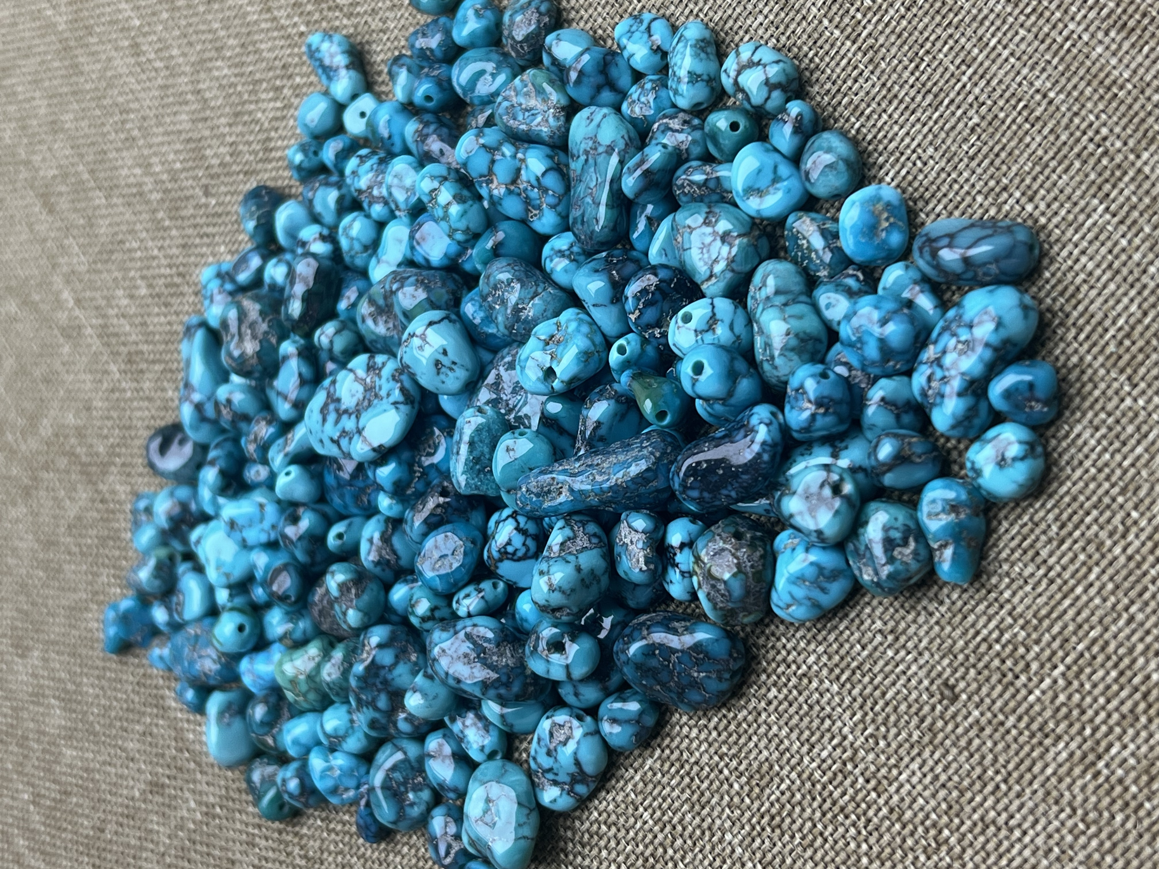 原矿绿松石随型石散珠配珠配饰