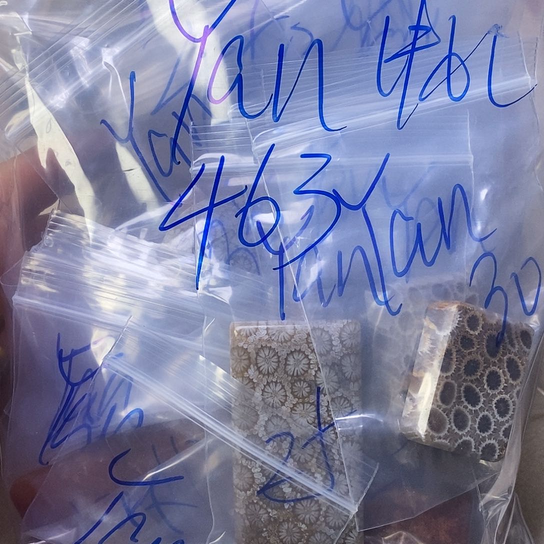 合金颈饰硅化玉Y****
