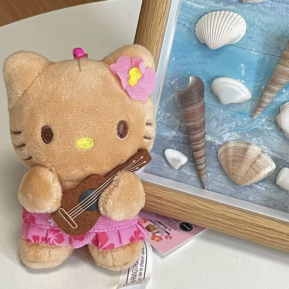 【夏威夷限定】正版HELLOKITTY美国夏威夷黑皮尤克里里KT挂件