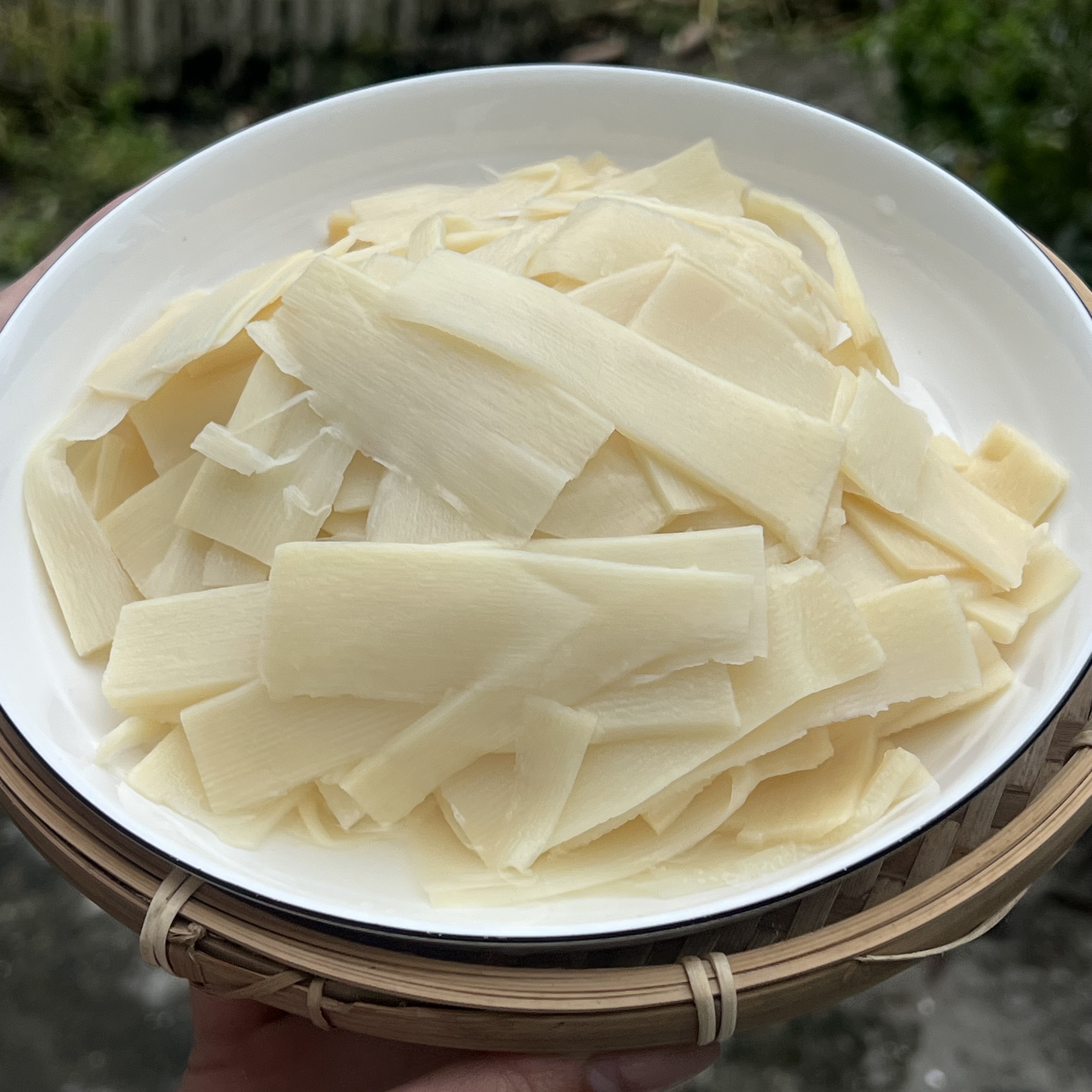 广西新鲜麻竹笋片炒菜炖汤鲜嫩爽口