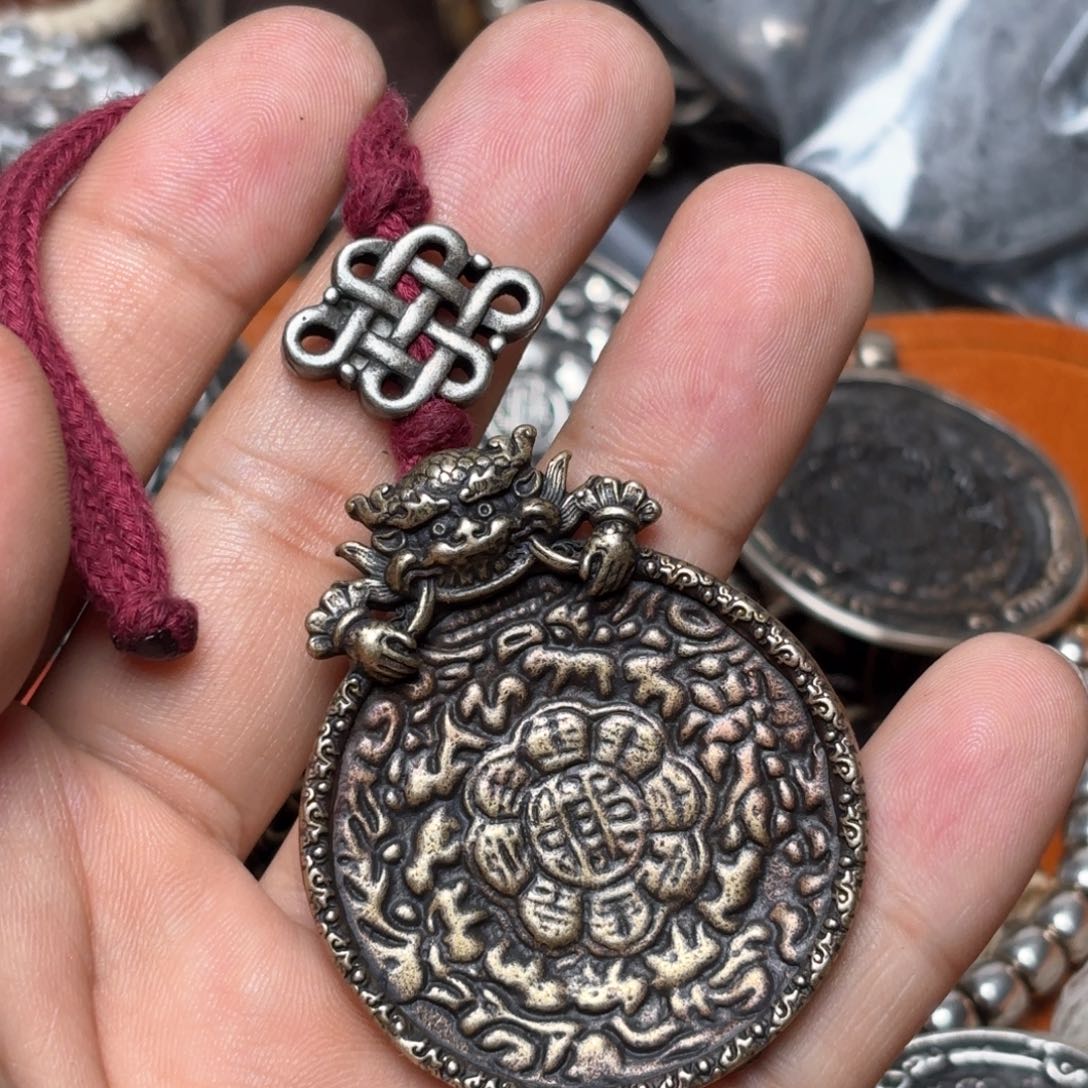 铜星月菩提挂件菩提