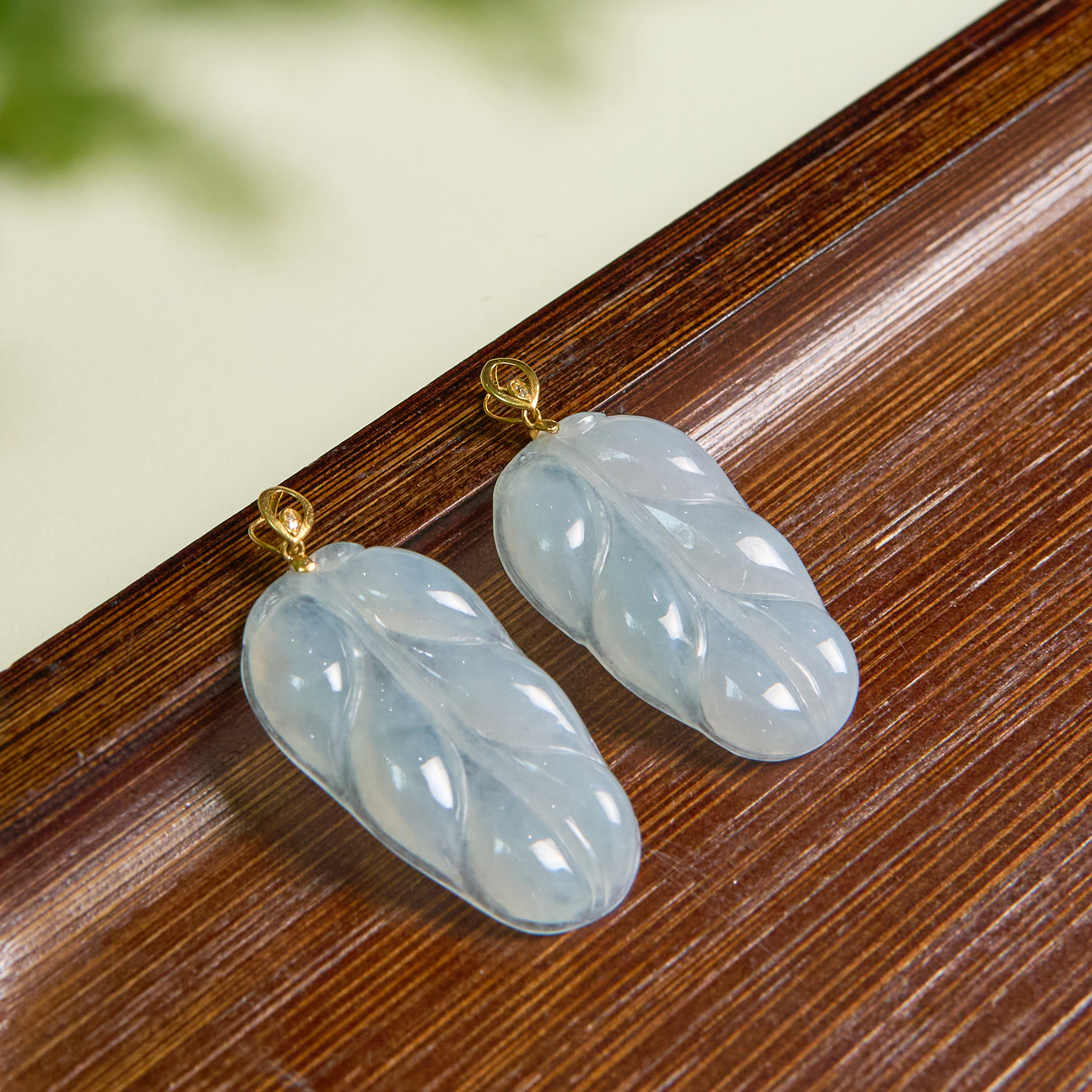 石惑珠宝+翡翠吊坠-大叶子约18*29mm/多样性发一