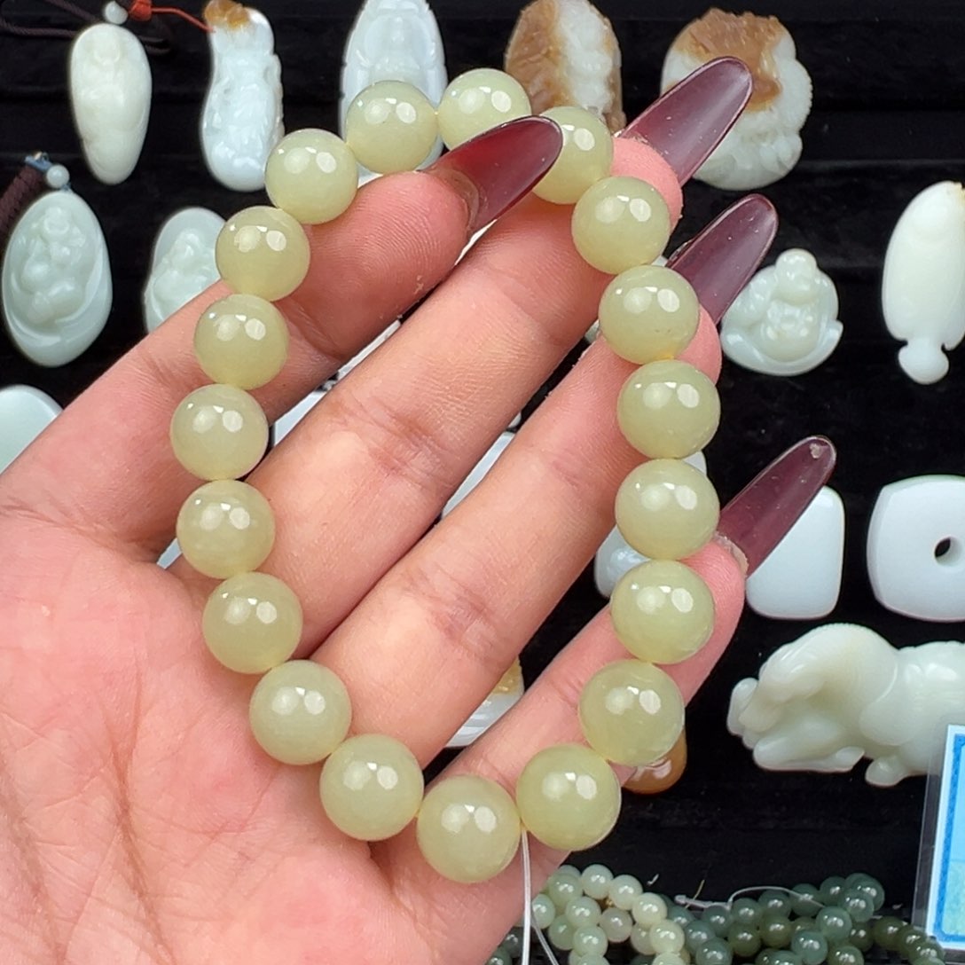 和田玉未镶嵌颈饰青海蜂蜜水10m m