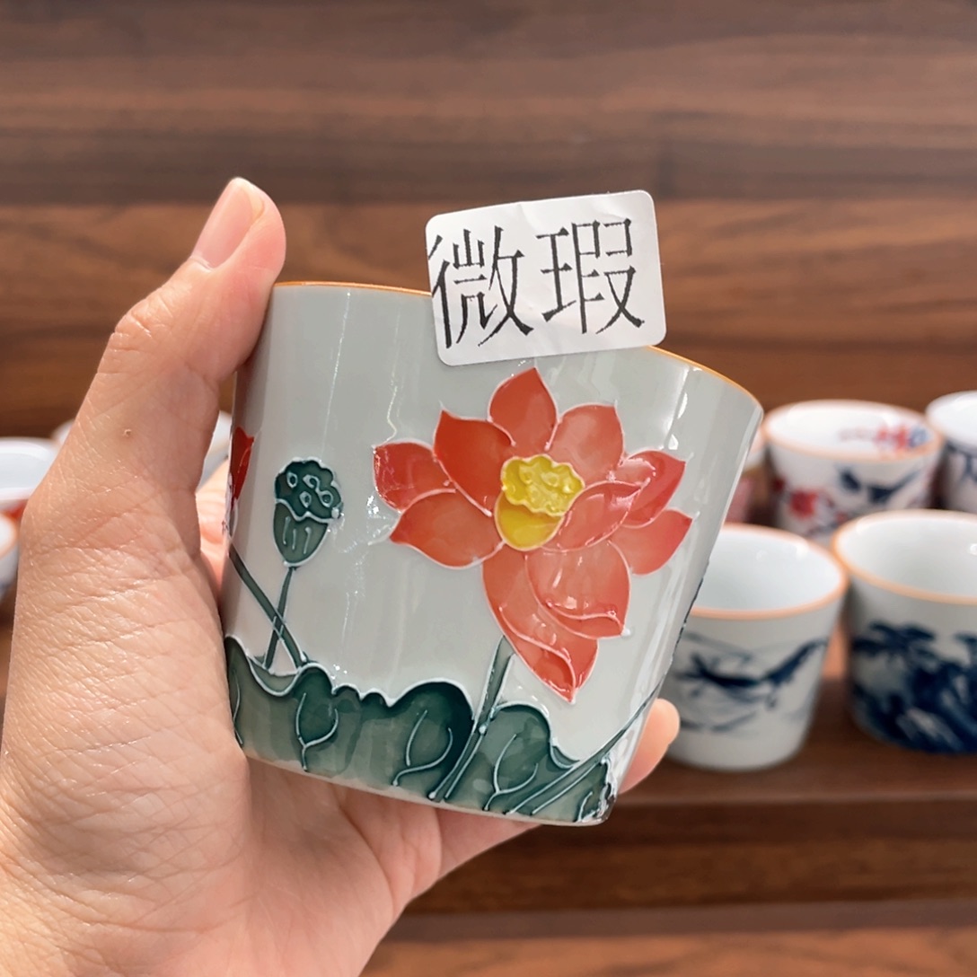釉下手绘茶具微瑕