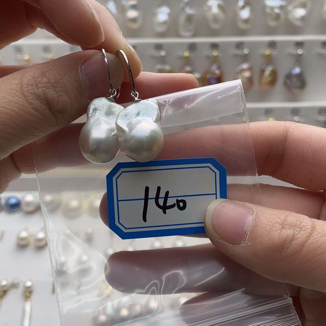 淡水珍珠颈饰未镶嵌蓉*