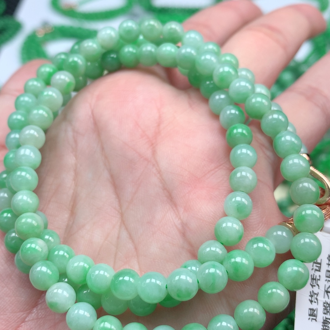 翡翠手链未镶嵌翡翠