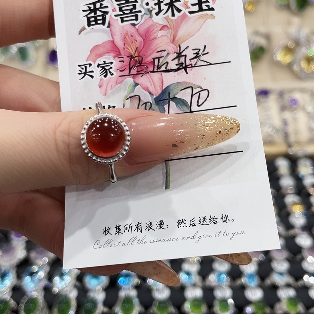 银S925镶嵌戒指石榴石鸿***?戒指