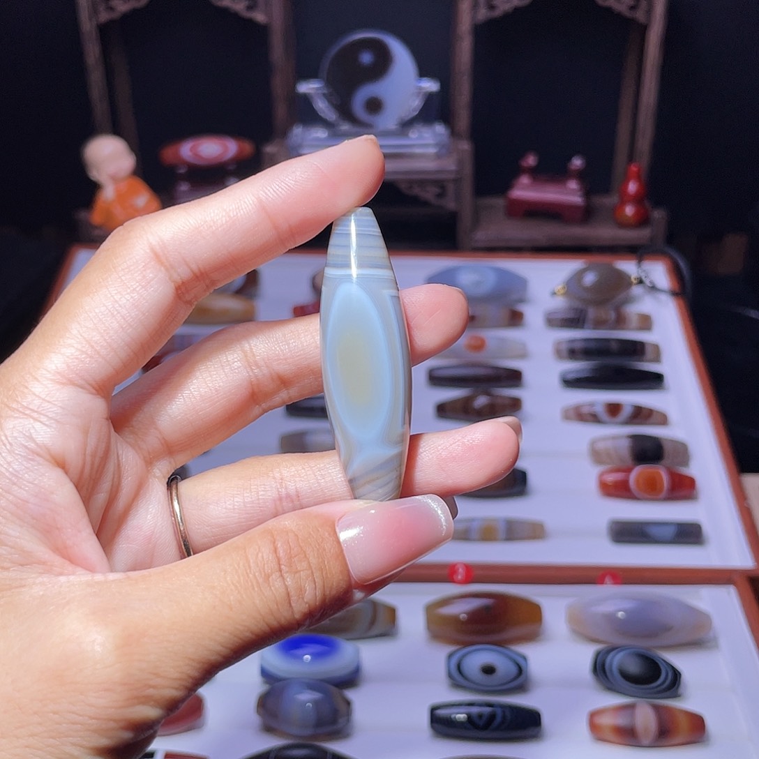 玛瑙/玉髓未镶嵌吊坠(赠链)